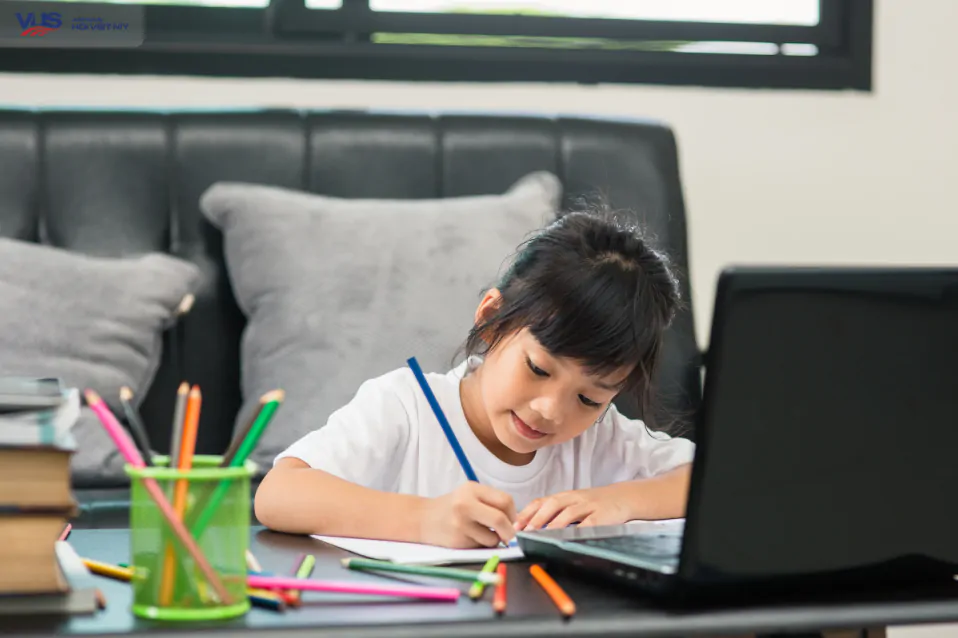 Cách luyện viết tiếng Anh cho bé hiệu quả không nên bỏ lỡ