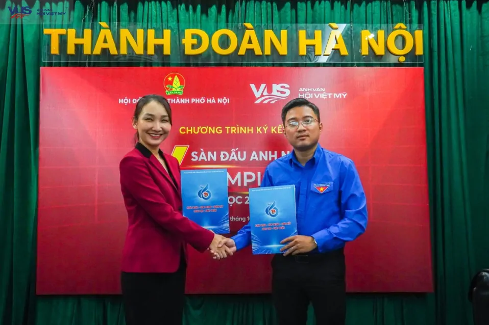 VUS kết hợp cùng Hội đồng đội Thành phố Hà Nội tổ chức Sàn đấu Anh ngữ V Champions 2023