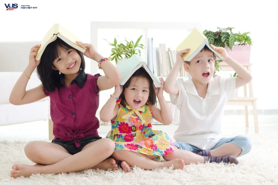 Khóa học tiếng Anh giao tiếp cho trẻ em Happy Kids, SuperKids