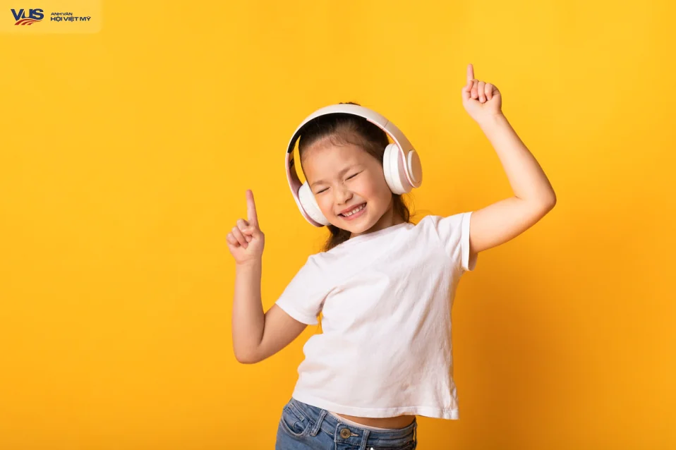 Bé học tiếng Anh qua bài hát: Cách học hiệu quả cho bé