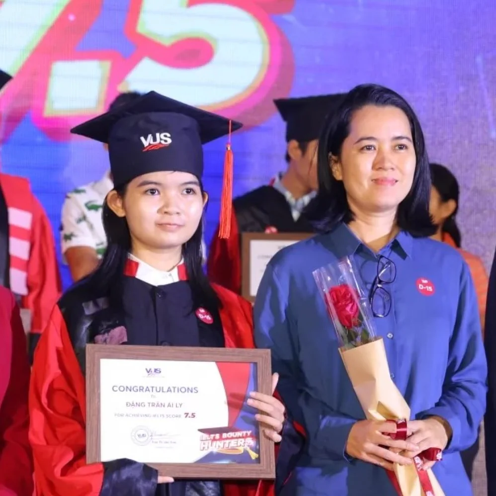 ĐẶNG TRẦN ÁI LY