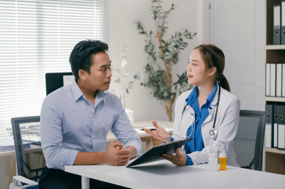 Cấu trúc advise to V hay Ving? Công thức, cách dùng, bài tập