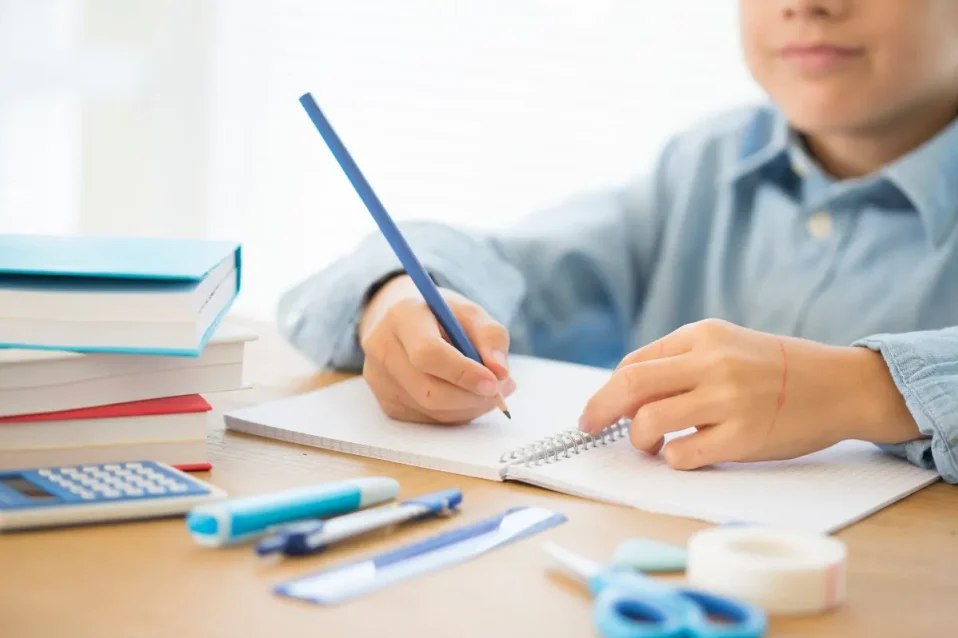 Tổng hợp bài tập giới từ có đáp án từ cơ bản đến nâng cao