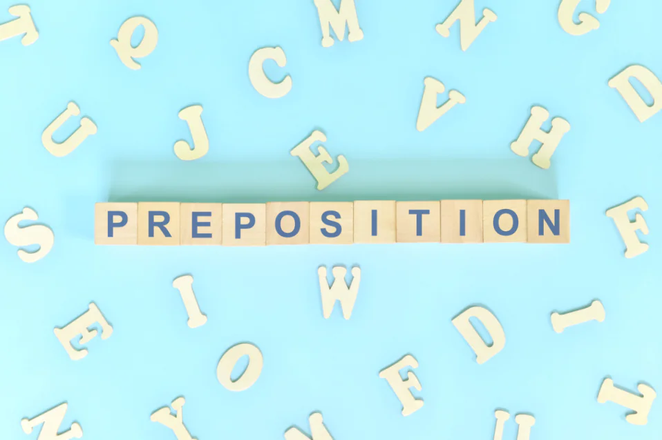 Tổng hợp đa dạng bài tập giới từ kèm đáp án [mới nhất]